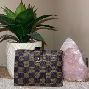 Checkered Brown and Black Women's Wallet